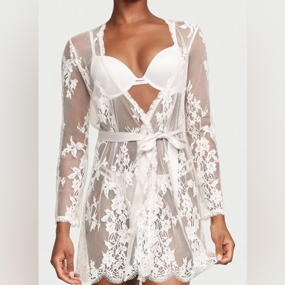 Victoria’s Secret Sheer Lace Wrap Robe size XL